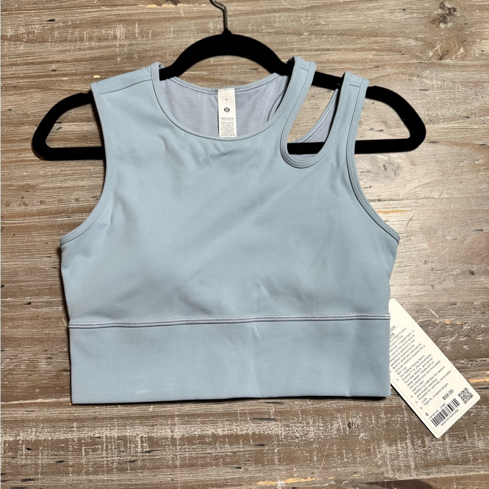 Lululemon Mastered Motion Cropped Tank in‎ color dusty blue - Picture 5 of 6